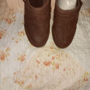 Easy Spirit Chocolate Brown Ankle Clogs